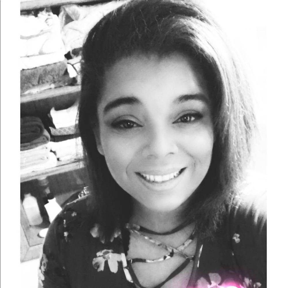 Meet your Posher, Ashley